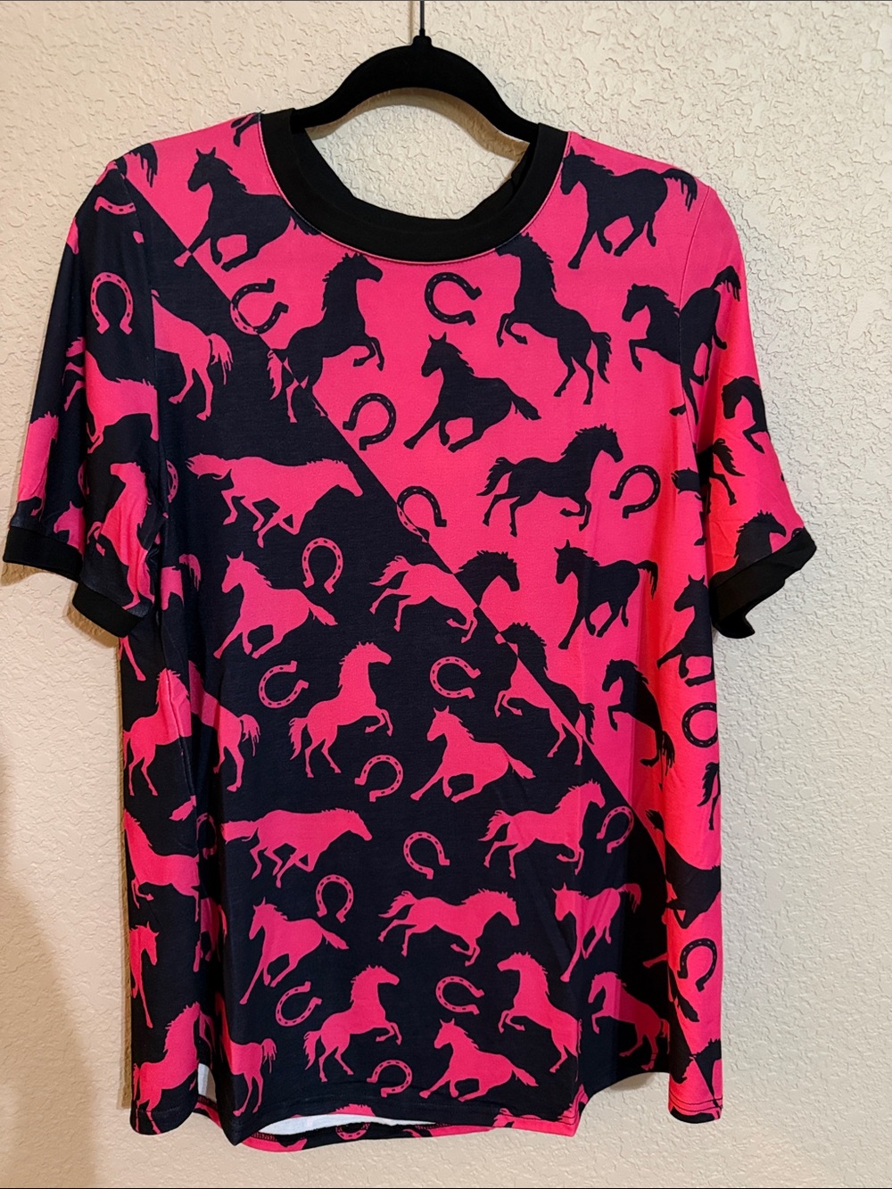 Women’s Pink and Black Horse Print Tee by Southern Stitch - Sz medium